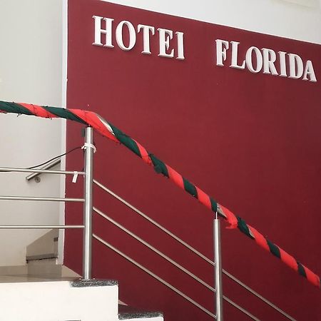Hotel Florida Saladas Exterior foto